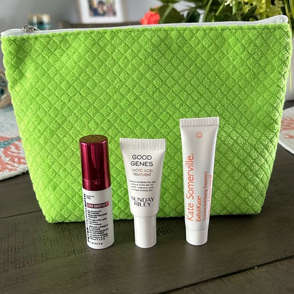 SKINCARE BUNDLE OF TRAVEL SIZE WITH BAG, NEW - Picture 1 of 6